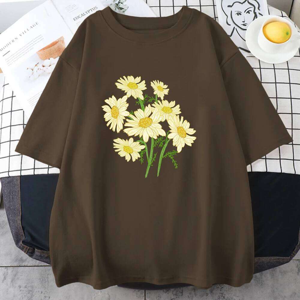 Fresh Harajuku Yellow Chrysanthemum Flower Man T Shirts Graphic S-Xxxl Tee Shirt High-Quality Casual Tshirt Leisure Street Tops C260207