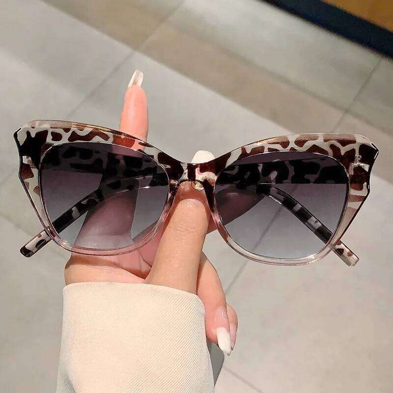 Women Cat Eye Leopard Gradient Vintage Ladies Sunglasses Fashion Design Travel Female Retro Sunshade Glasses Y260207