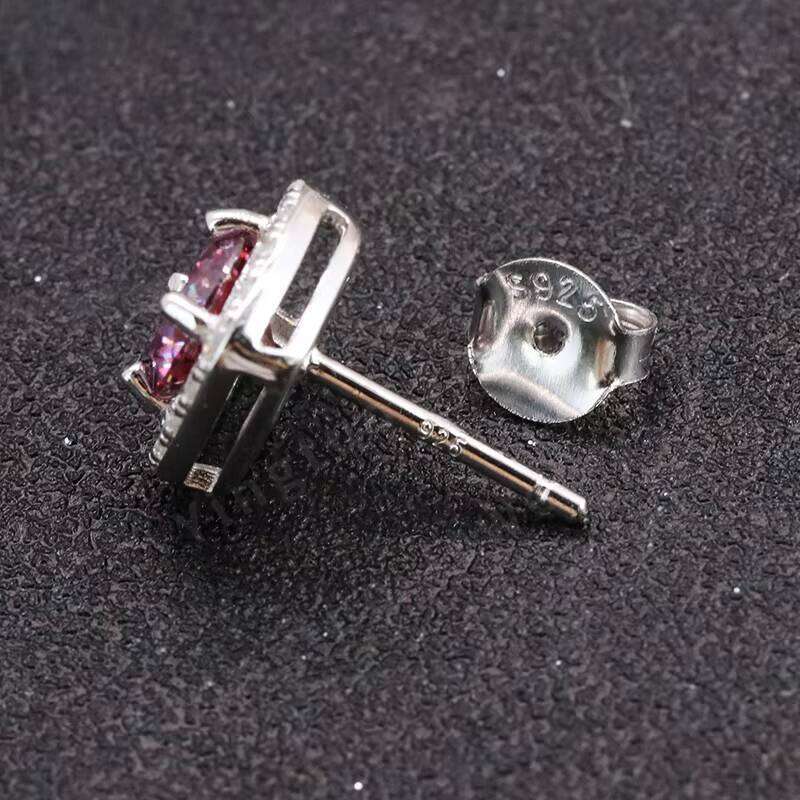 Hot Selling Custom YT 10K/14K/18K Fine Jewelry 925 Sterling Silver Trendy Cushion VVS Moissanite 2Ct 8Mm Stud Earrings