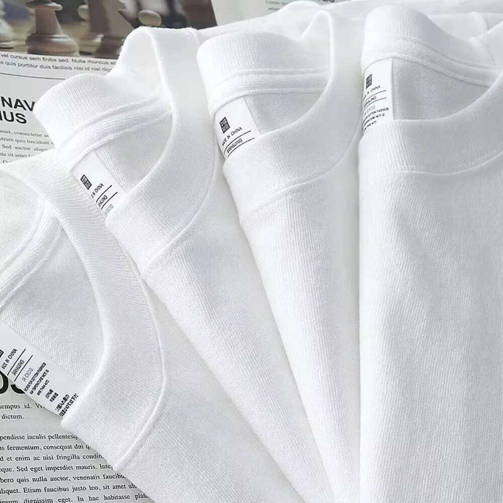 New Womens Fun Grandma Licking Ice Cream T-shirt Classic Version Soft and Comfortable High-quality Fabric C260207