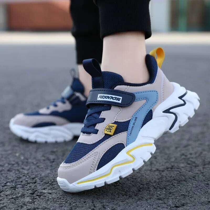 Children Sports Boys Padded for Running Velcro Sneakers with Soft Bottom Kids Casual Girls Leather Shoes H260207