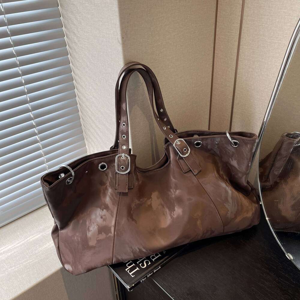 Retro Women's Autumn New Casual One Shoulder Large Capacity Work Commuting Briefcase Texture Soft PU Tote Bag C260207