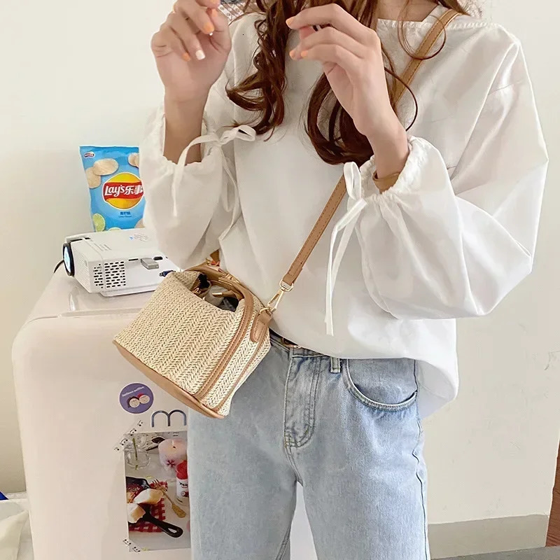 Summer Small Straw Handbag Trendy Shoulder Bag Woven Bucket Crossbody Bag Casual Seaside Beach Bag Gilrs Handle Tote 260130