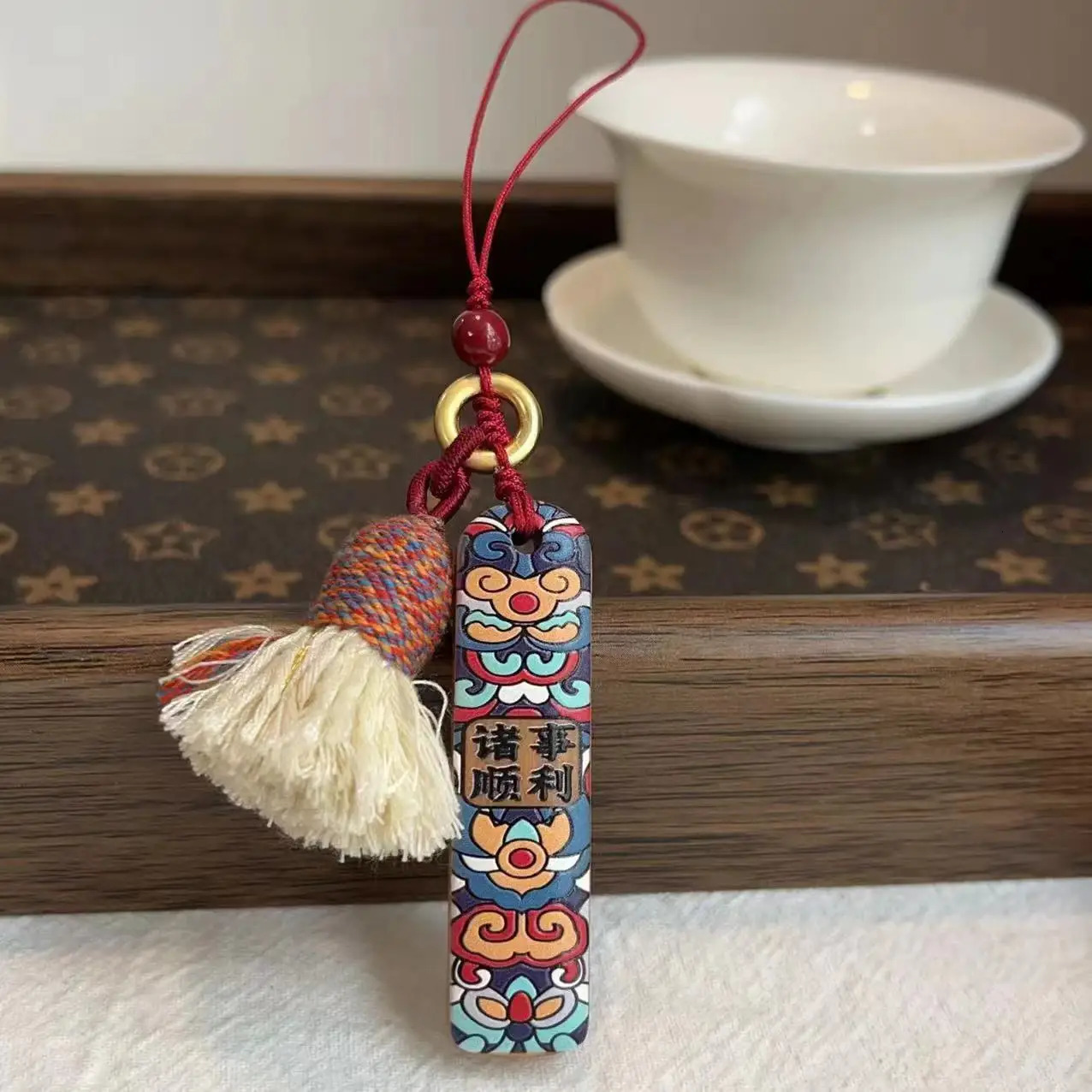 Sandalwood Things Smooth Mobile Phone Pendant Small Hand-made Good-looking Mens and Womens Cultural Play Accessories Pendant 260107