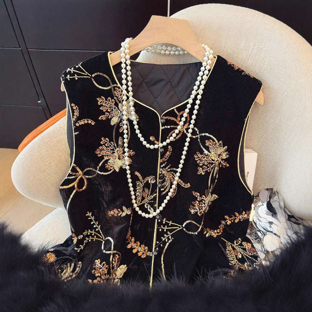 High-Quality Chinese Style Ostrich Feather Embroidered Jacket Women Autumn Sleeveless Retro Vest Top For Women Luanyun