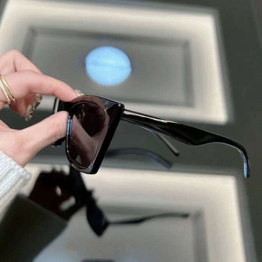 Luxury Cat Eye Black Sunglasses Women Men Brand Fashion Sun Glasses Female Male Mirror Outdoors Travel Shades Oculos De Sol Y260207