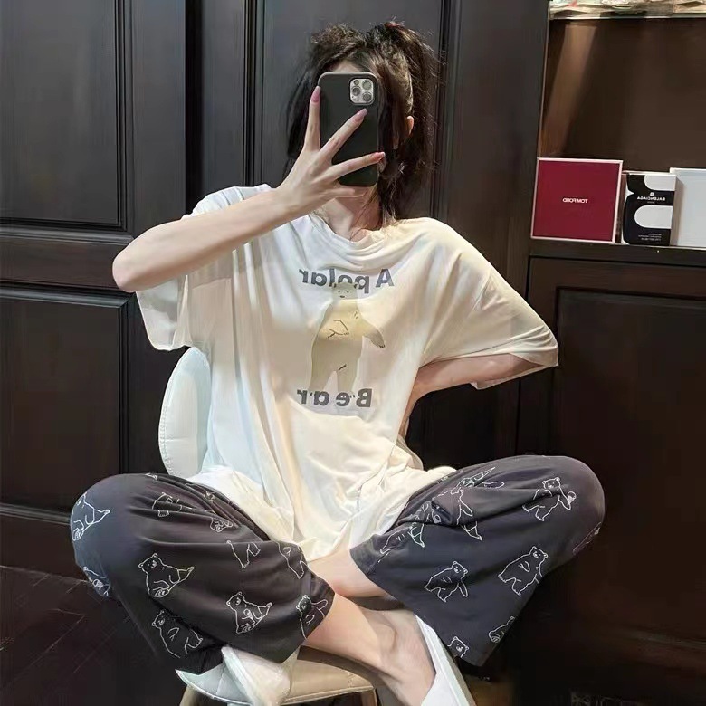 B1413-Unleash Timeless Versatility Explore Trendsetting Designer Basics by Brand B1022