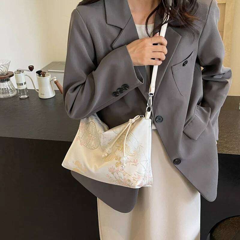 Brand Shoulder Fashionable Chinese Style Polyester Embroidered Tote Bag Large Capacity Women's Armpit Zipper Handbag