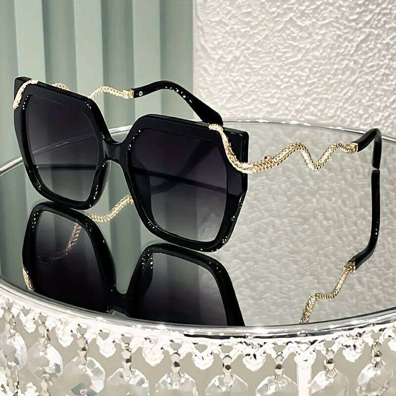 Women's Oversized Round Fashion Glasses with Snake-Shaped Metal Arms - Lightweight PC Frame, White & Golden Luxury Y260207