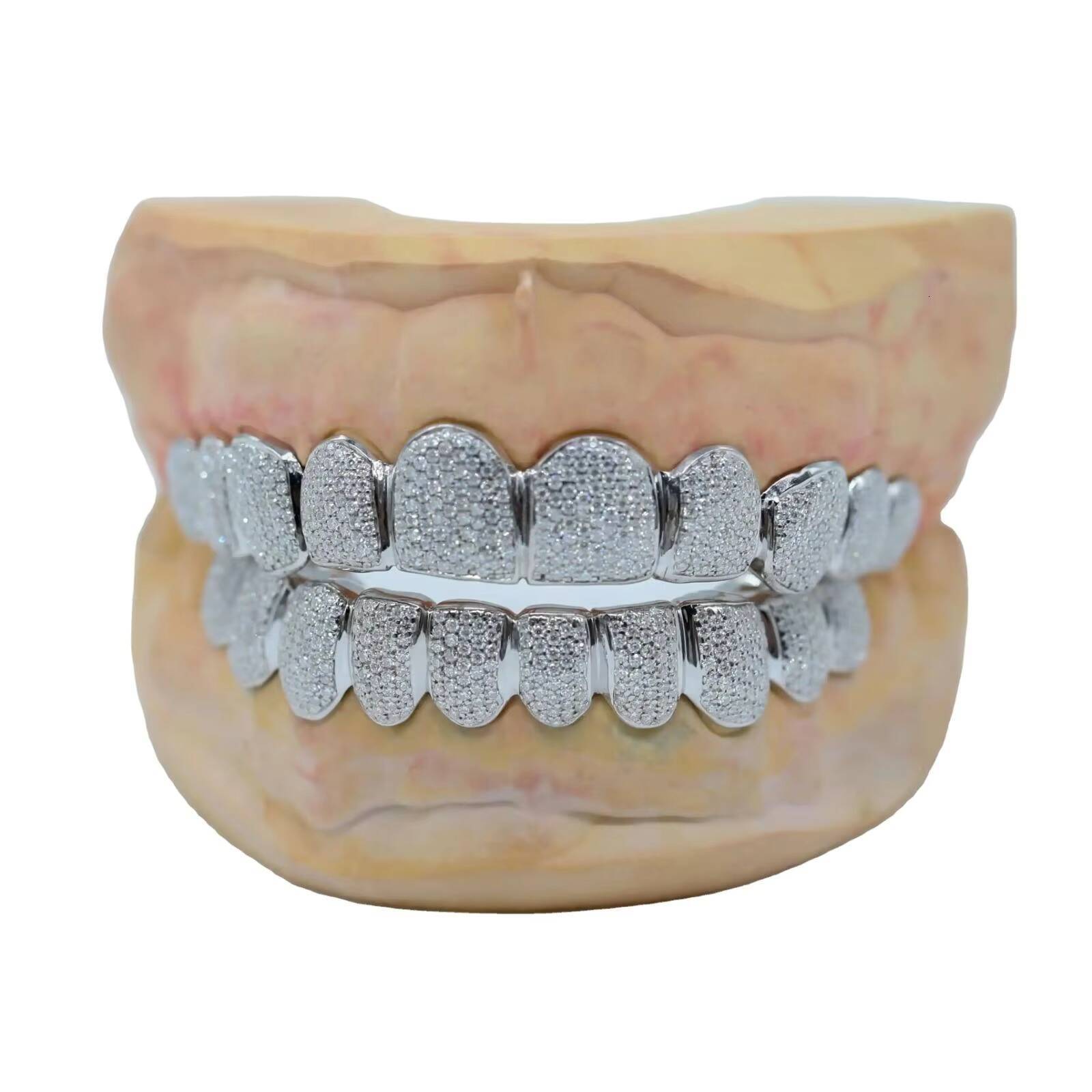 Trendy Hip Hop Iced Out Grillz Moissanite Diamond Teeth Decoration Bling Out 925 Silver Handmade Shine Bright