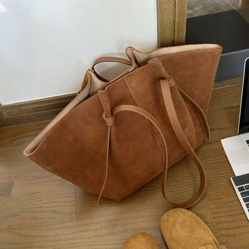 Luxury PU Leather Women's Tote Large Capacity Shoulder Designer Handbag Wing-shaped Storage Bag Frosted Shoppingbag C260207