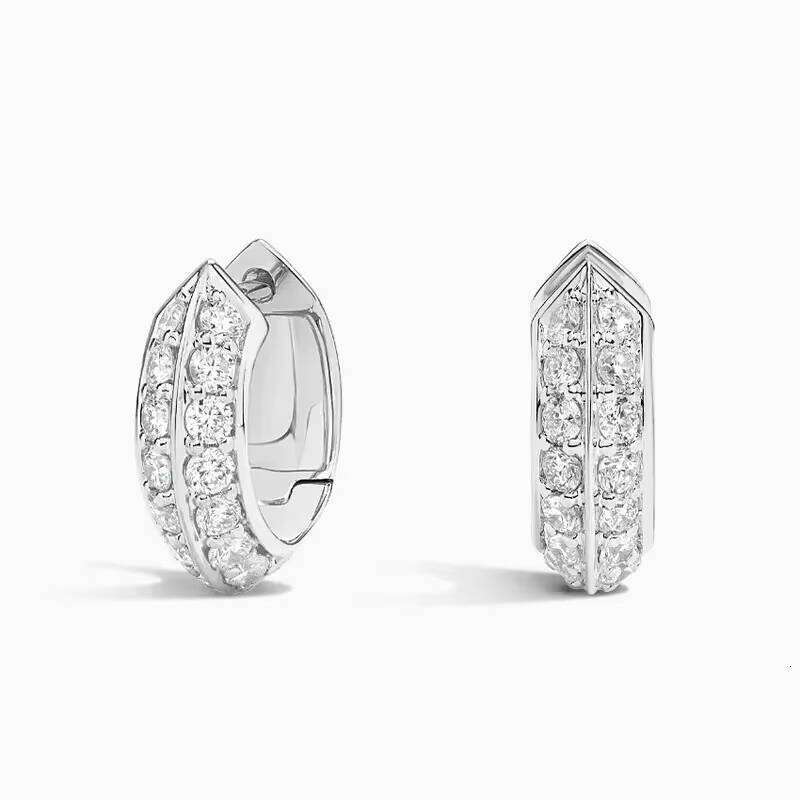Top Quality Lightweight Moissanite Diamond Earring With Modern Design Long-Lasting Shine Girls Gift Purpose For Bulk Export