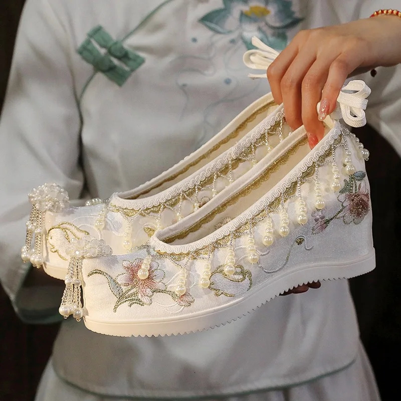 Spring Summer High Heel Hanfu Shoes Embroidered Chinese Style Wedding 260208