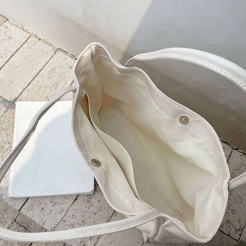 Women Tote Fashion Underarm Pouch Large Capacity Soft Pu Leather Shoulder Retro Crossbody Bag Casual Portable BucketBags C260207