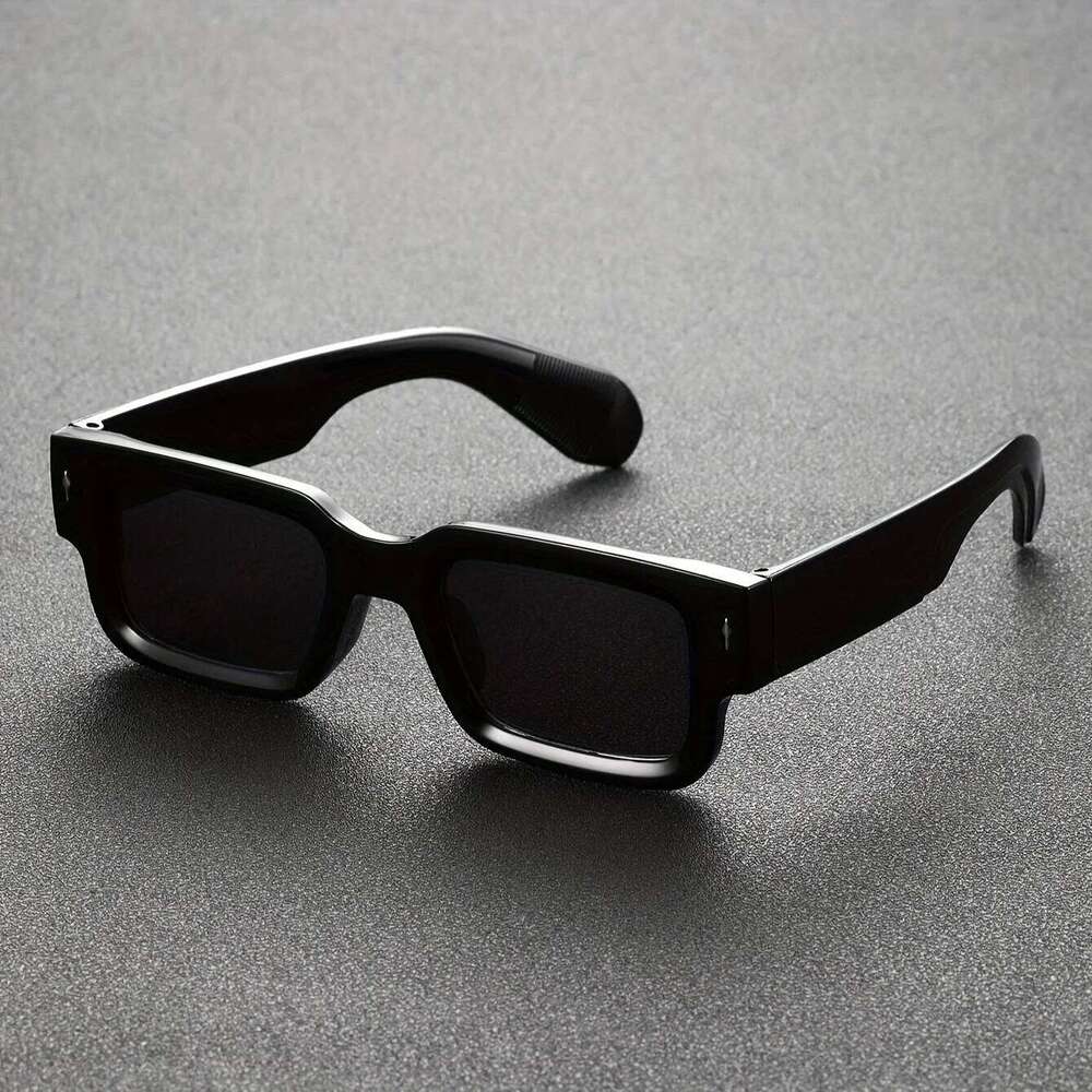 1PC Fashion Classic Square Plastic Frame Women Cool Sunglasses For Men Daily Life Shades Eyewear Accessories. Y260207