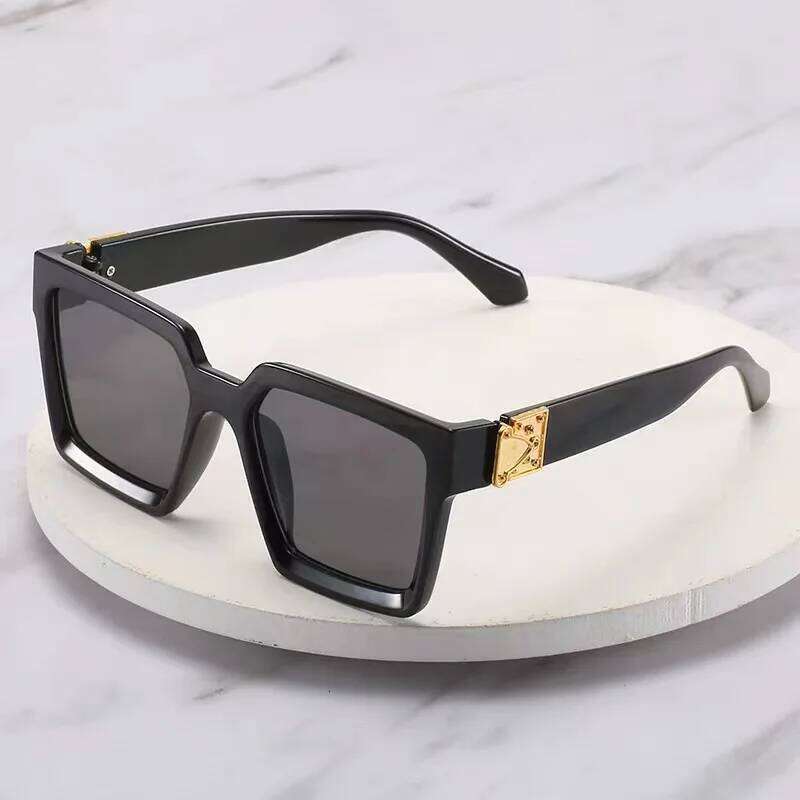 Vintage Large Frame Square Sunglasses Women's Brand Designer Fashion Sun Glasses Men Outdoor Driving Eyewear UV400 Oculos De Sol Y260207