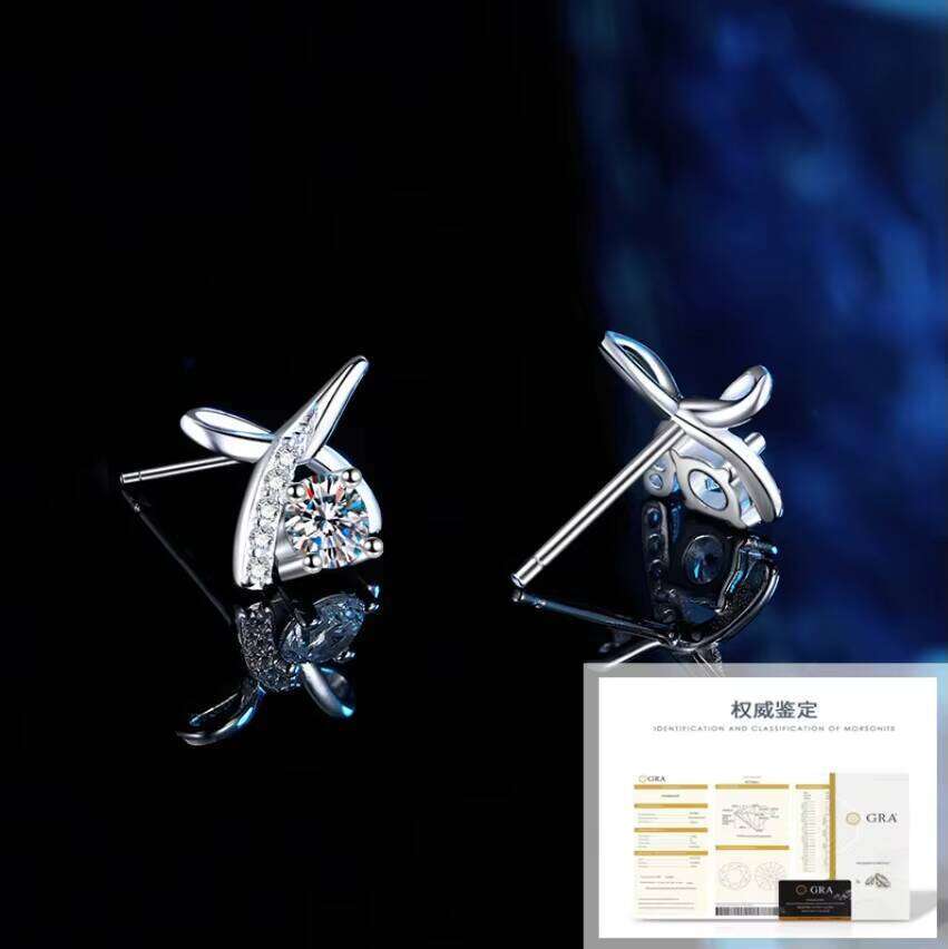 Sweet Bow - Shaped Moissanite Stud Earrings With Sparkling Crystals For Romantic Daily Wear And Special Occasions