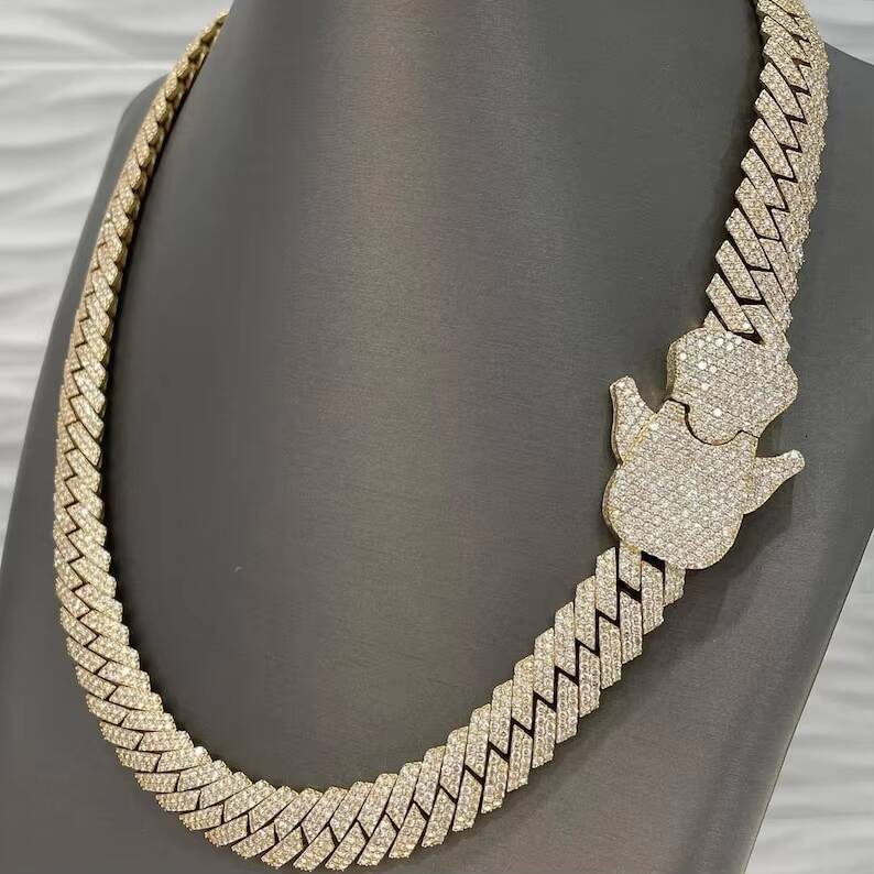 VVS Moissanite Diamond Studded 15mm Miami Cuban Chain 925 Silver Iced Moissanite Hip Hop Necklace Giftable Cuban Chain Necklace