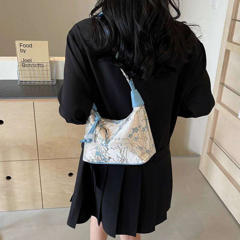 New Chinese Style Embroidered for Women Fashionable and Stylish One Shoulder Crossbody Bag Printed Hand-held Dumpling