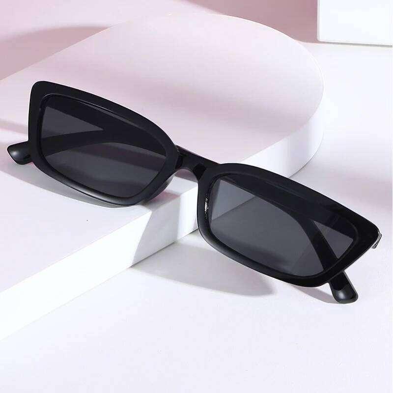 Cat Eye Sunglasses Women Vintage Brand Designer Sun Glasses Small Frames Shades Retro Ladies Cateye Sunglass UV400 Y260207