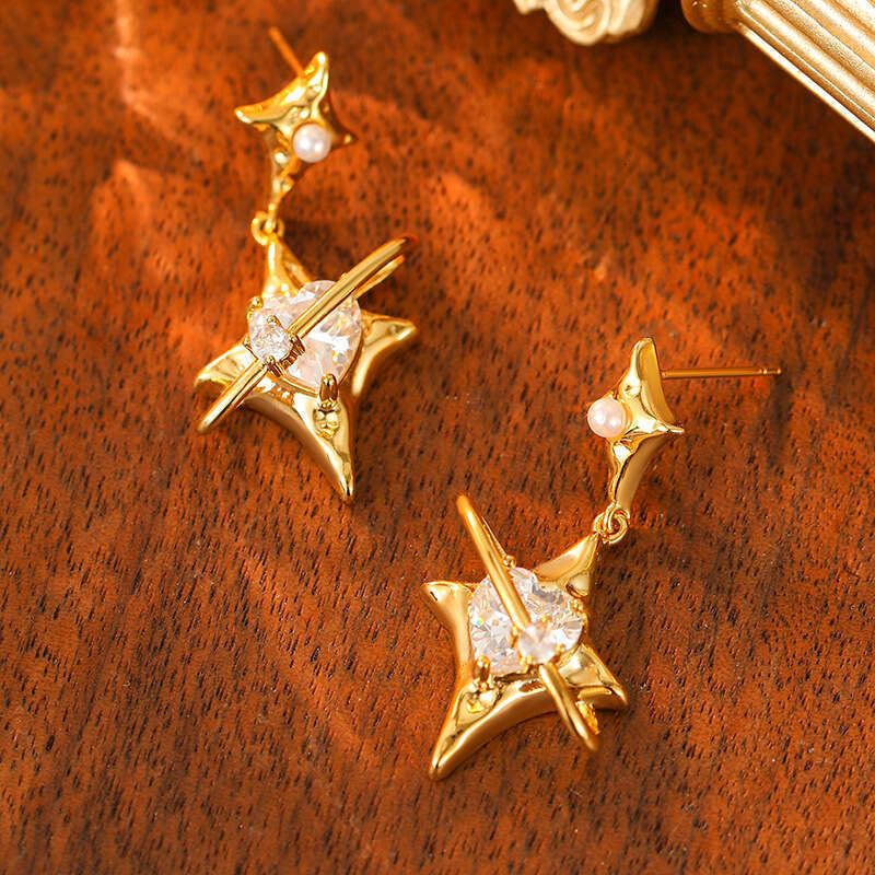 Fashionable High-End Sparkling Star Light Luxury Creative Design Sweet Stud Versatile Personality Beautiful Earrings