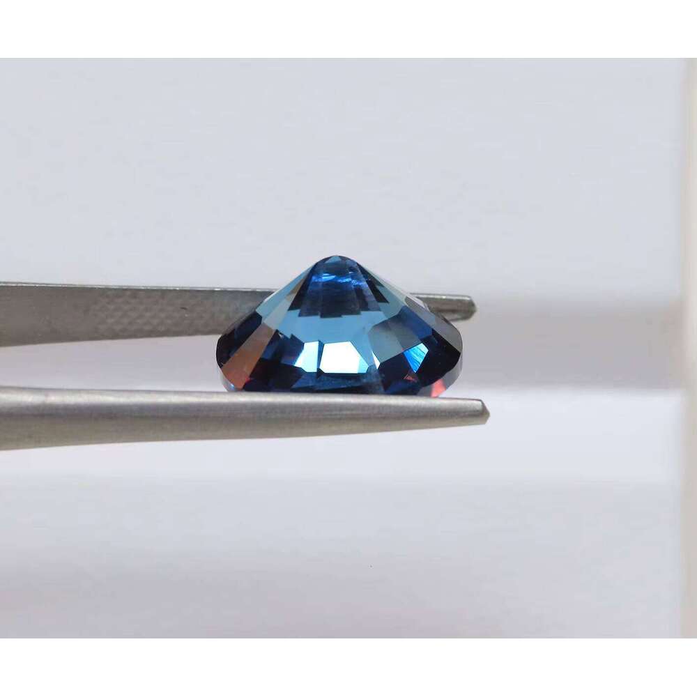 Lab Grown Gemstone Well Polished Oval Shape Alexandrite Faceted Cut Synthetic Color Change Stone Gift For Her