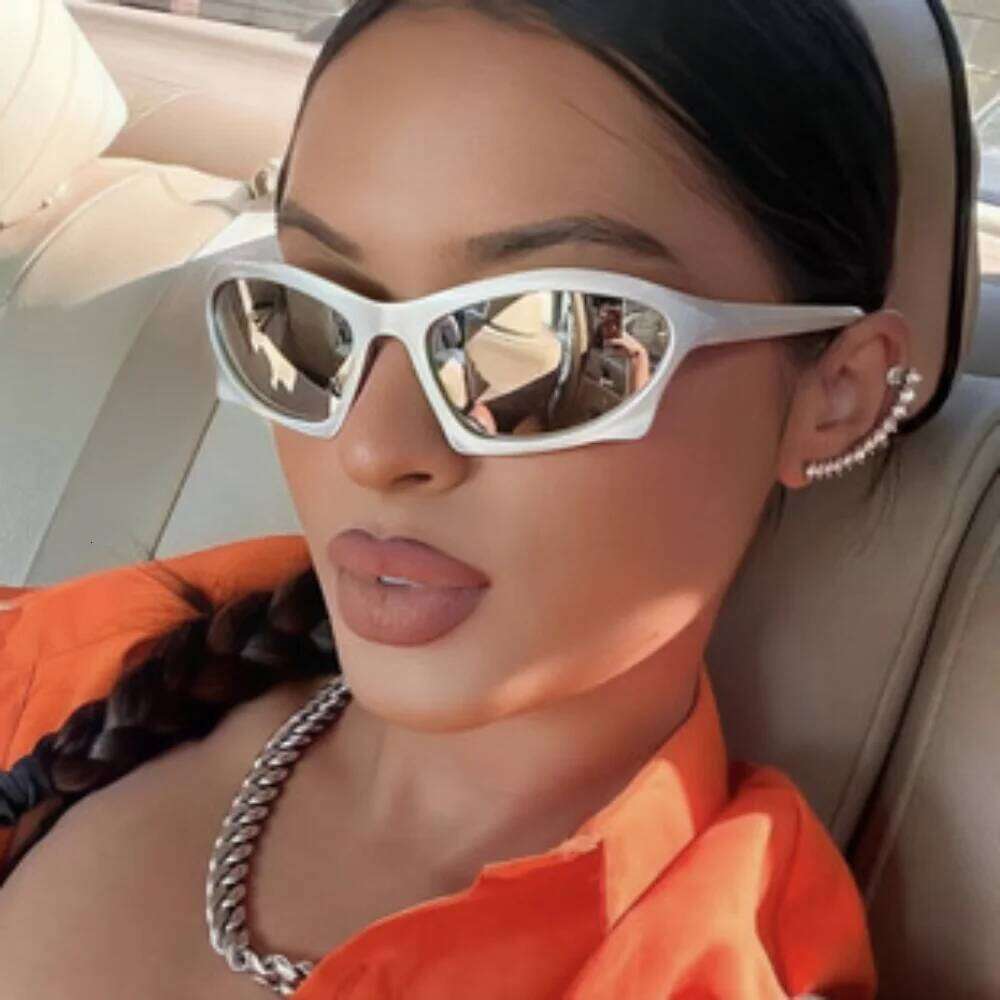 New Y2K Sports Punk Sunglasses Women Designer Square Goggle Men Luxury Brand Sun Glasses UV400 Colorful Mirror Fashion Eyewear Y260207