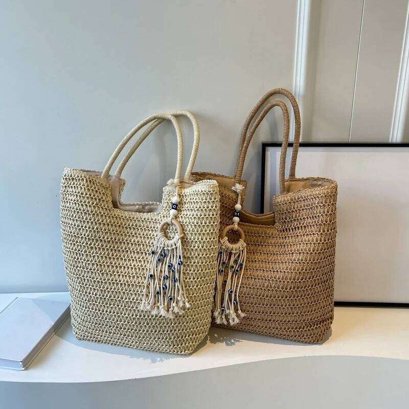 Bag With Tassels Bohomian Straw Handbag Large Capacity Vocation Handbags Perfect For Beach Pool And Travel C260207