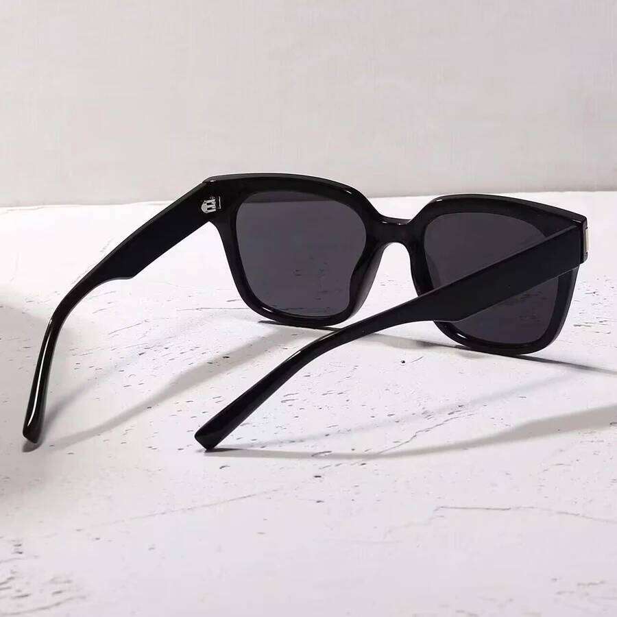Big Square Frame Sunglasses UV400 Summer Fashion Vintage Ladies Glasses Outdoor Travel Beach Sun Shade Eyewear Y260207