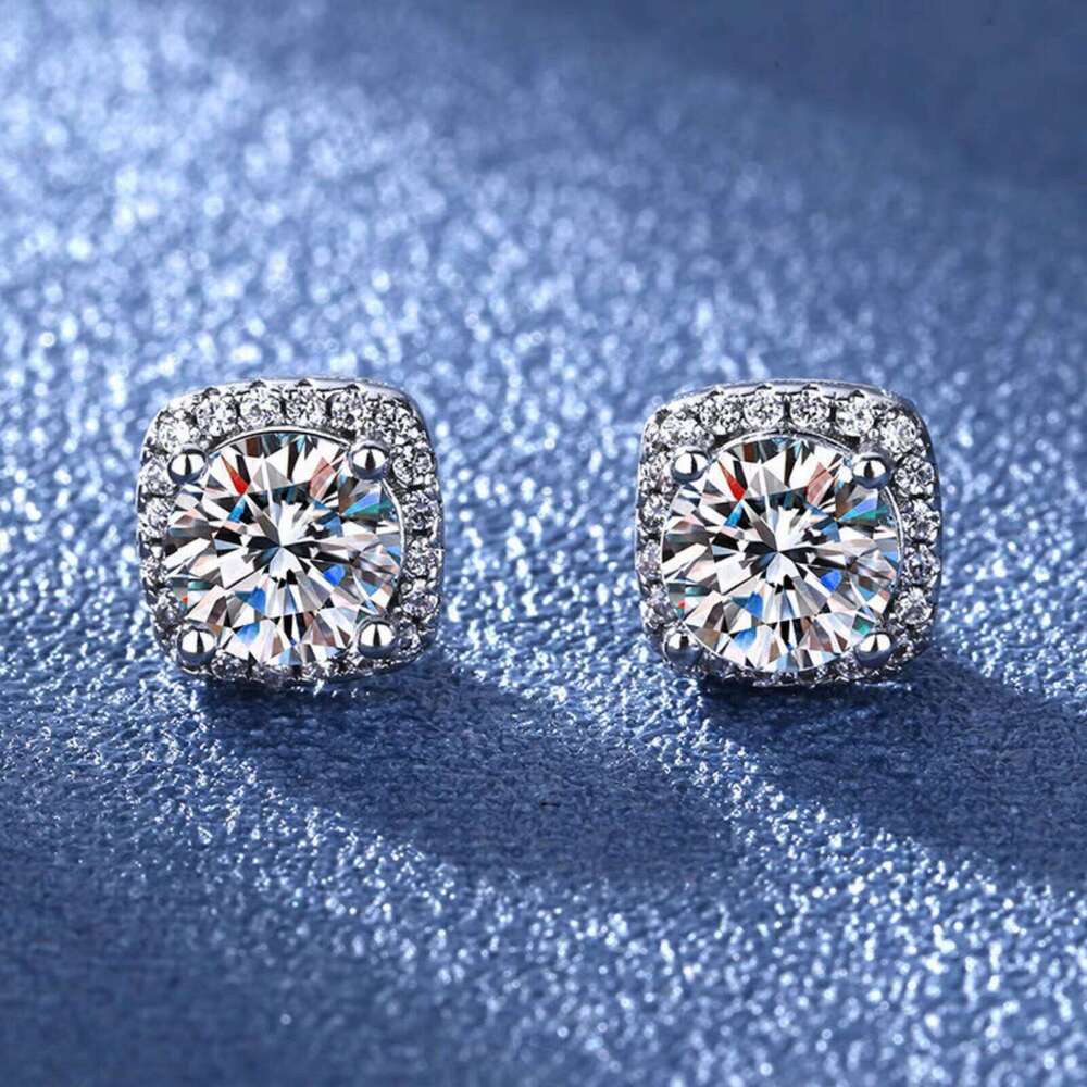 D Color Vvs1 Clarity Moissanite Stud Earrings For Women 1-2 Carat