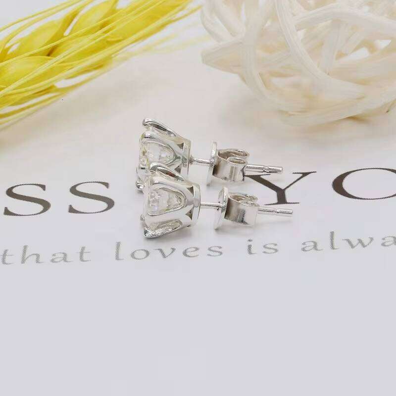Classic 6 Prongs Stud Earrings 925 Sterling Silver 1Ct 6.5Mm VVS Moissanite Diamond Ear Studs