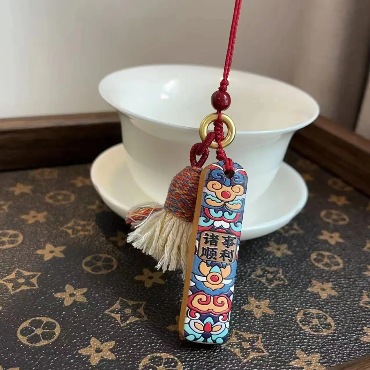 Sandalwood Things Smooth Mobile Phone Pendant Small Hand-made Good-looking Mens and Womens Cultural Play Accessories Pendant 260107
