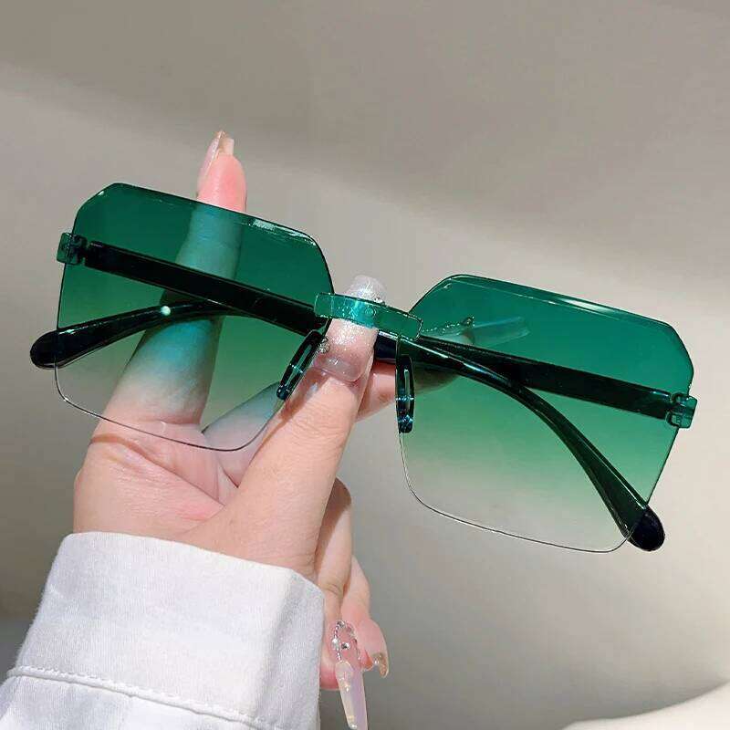 KAMMPT Square Sunglasses Men 2025 New Fashion Vintage Gradient Outdoor Casual Shades Women Trendy Multi-color Decor Sun Glasses Y260207