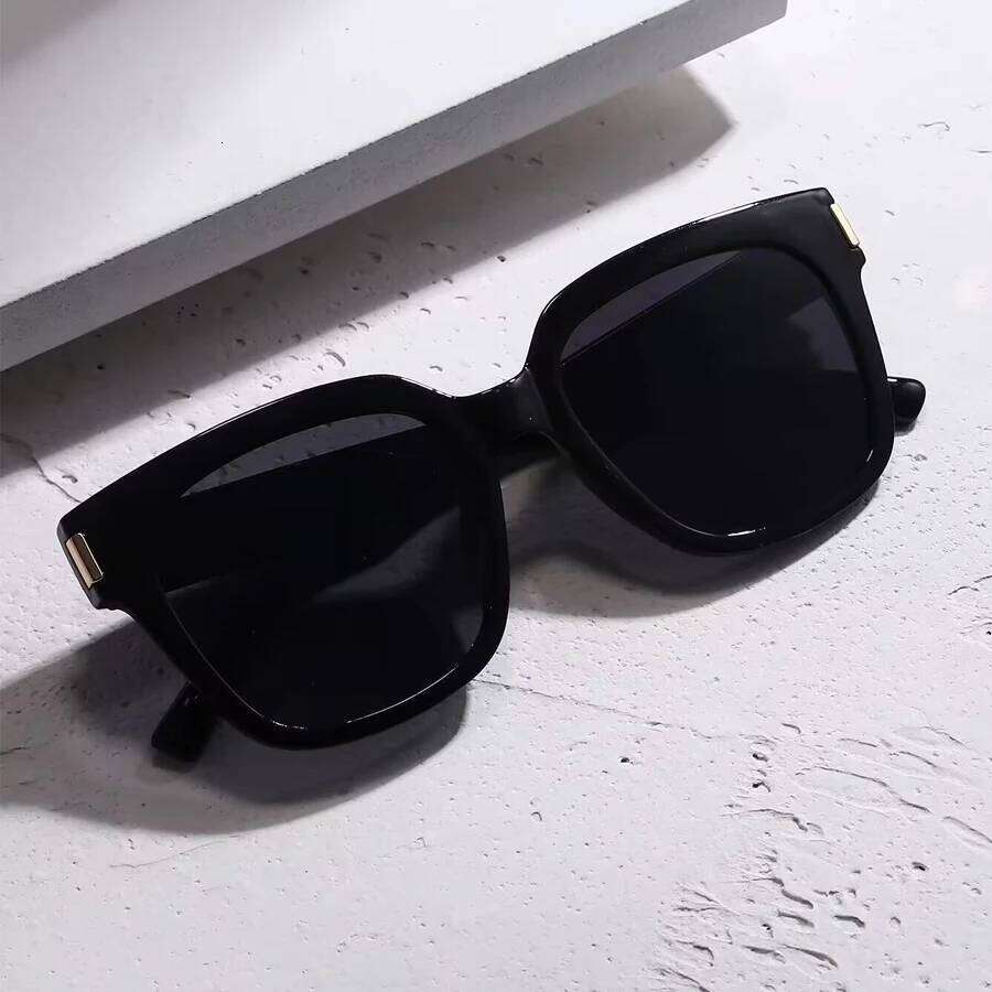Big Square Frame Sunglasses UV400 Summer Fashion Vintage Ladies Glasses Outdoor Travel Beach Sun Shade Eyewear Y260207