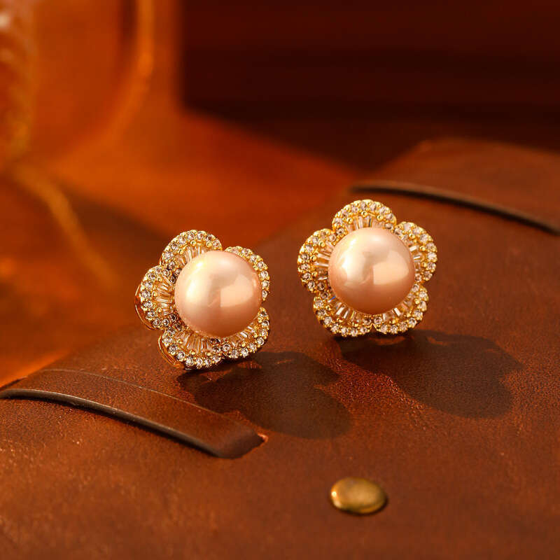 Micro Inlaid Full Zircon Flower Pearl for Women Fashion Simple Elegant Earrings New High-end Light Luxury Exquisite Ear Jewelry