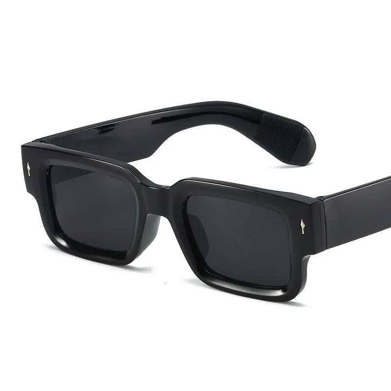 Classic Square Rivet Sunglasses - Punk Retro Rectangle Design UV400 Shades for Men & Women, Fashion High-End Eyewear Y260207