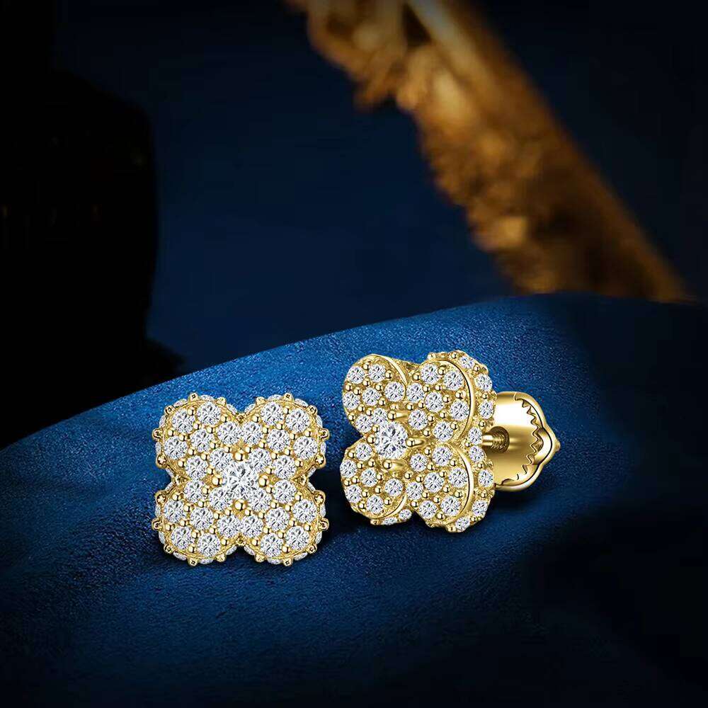 Hot Selling 14K Gold Plated 925 Sterling Silver Fine Stud Earrings Lucky Four-Leaf Clover Shape High-End Jewelry Moissanite