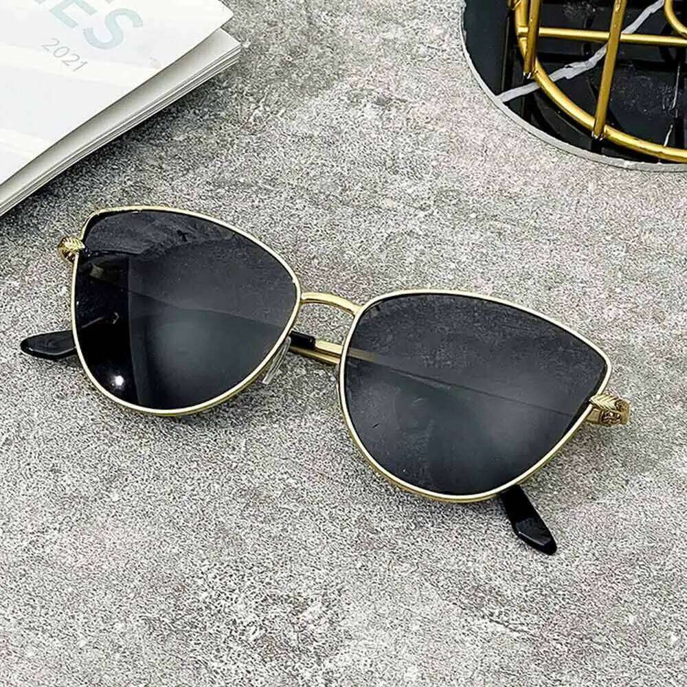 Trendy Square Frame Cat Eye Sunglasses Ocean Lenses UV400 Protection Sun Glasses Beach Travel Streetwear Eyewear for Women Y260207