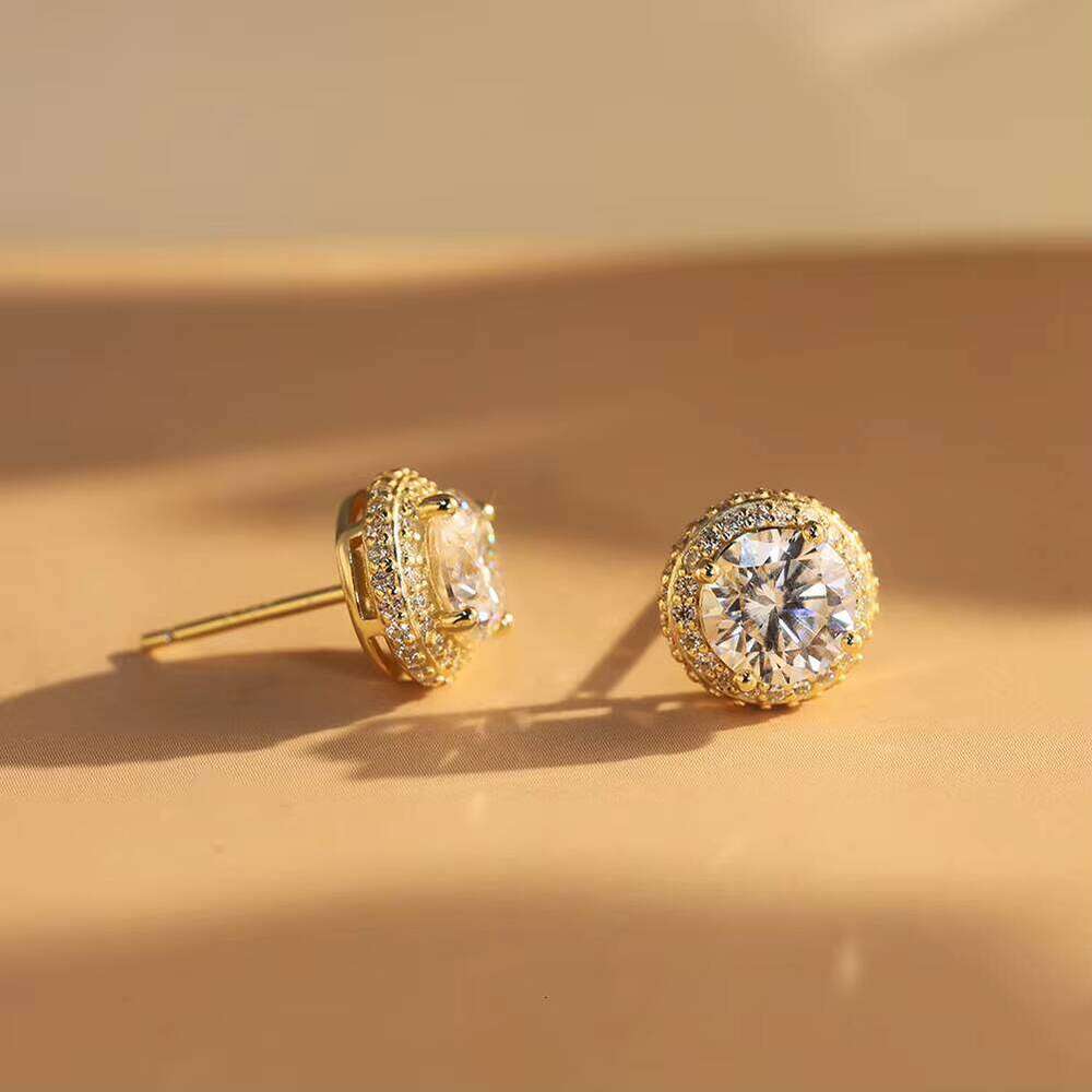 Smoe11 Classic Round Cut Moissanite Halo Stud Earrings Timeless Elegance Design 925 Sterling Silver Fine Jewelry For Women