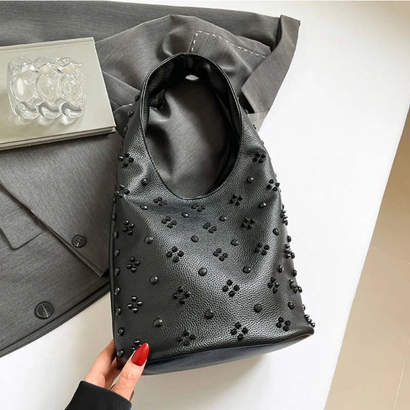 Temperament Rivet Red Underarm Bag for Women Texture Soft PU One Shoulder Bag Light Party Handbags Spring Summer 260123