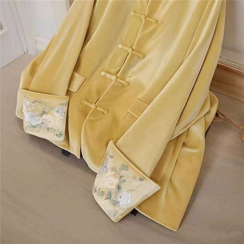 Limiguyue New Chinese Style Dopamine Purple Velvet Jacket Women High-End Embroidery Coat Retro Buckle Outwear Autumn Winter 777P