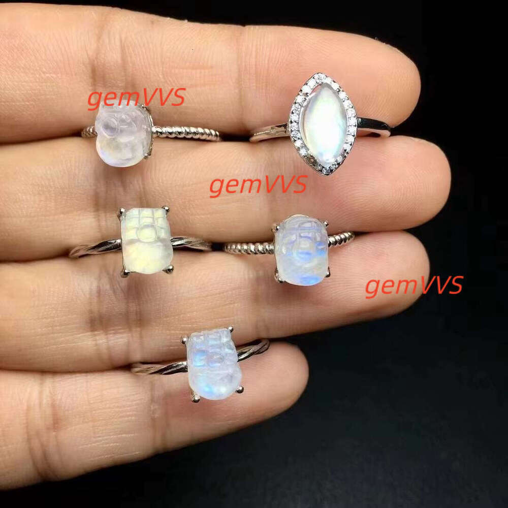 Good Flash Natural Crystal High Quality Moonstone With S925 Sliver Rings For Health