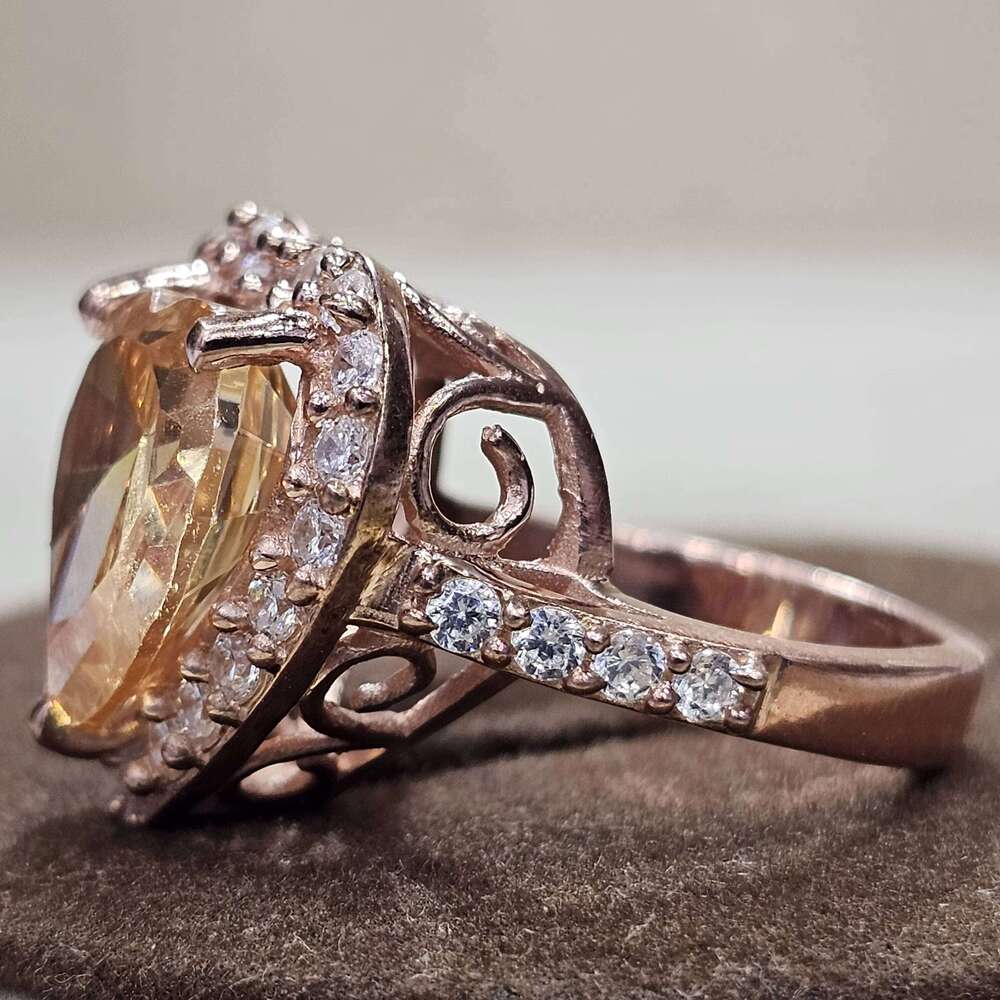 925 Sterling Silver Excellent Quality Handmade Designer Ring Heart Shape Cubic Zirconia Gemstone Latest Trendy Eternity Vermeil