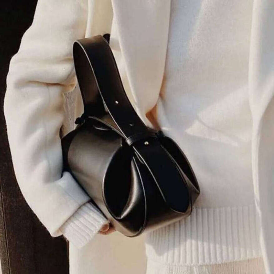 TAURUSCIAGA Brand Design Women PU Leather Crossbody Shoulder Bags 2024 New Luxury Totes Bolsas Lady Armpit Bag Small Handbag