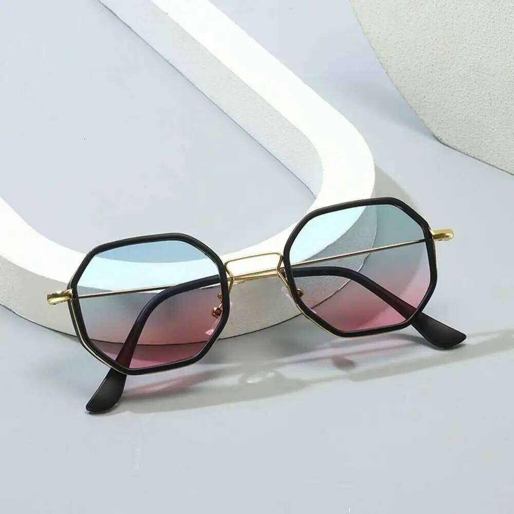 New Fashion Polygonal Retro Outdoor Windproof Sunglasses Metal Lightweight Small Frame Eyewear Y260207