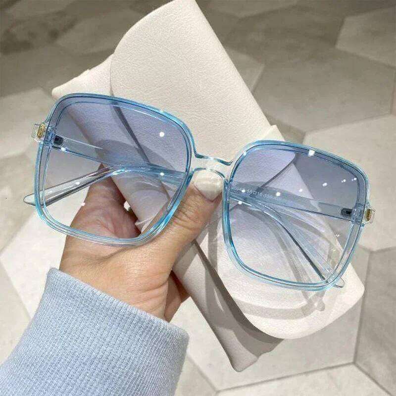 Outdoor Gradient Square Decoration Black Large Frame Transparent Trend Sunglasses 2025 Oversize Fashion Glasses Y260207