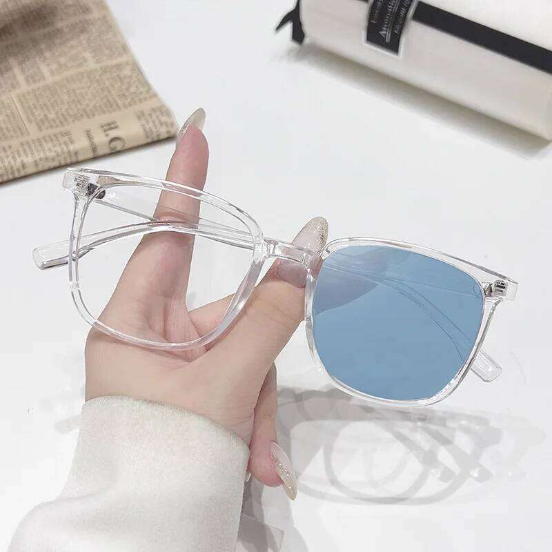 Photochromic Square Sunglasses Rectangle Fashion Women Men Shades Sun for Female Male Traveling Oculos Plain Glasses Y260207