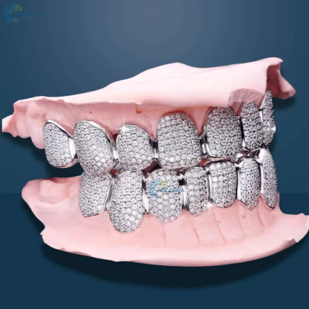 Custom Made Full Iced Out Grillz Colorless Moissanite Diamond Bling Teeth Grillz Top Bottom 10K White Gold Hip Hop