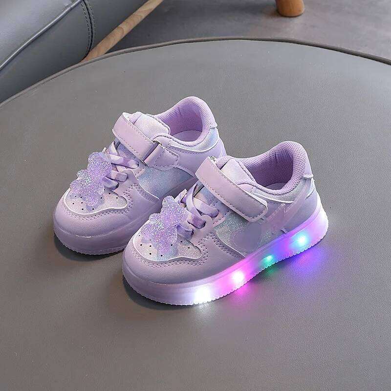 Spring Child Sneaker New Fashion Comfort Versatile Soft Sole LED Light Girl Shoe Cute Anti Slip Exquisite Casual Shoes H260207