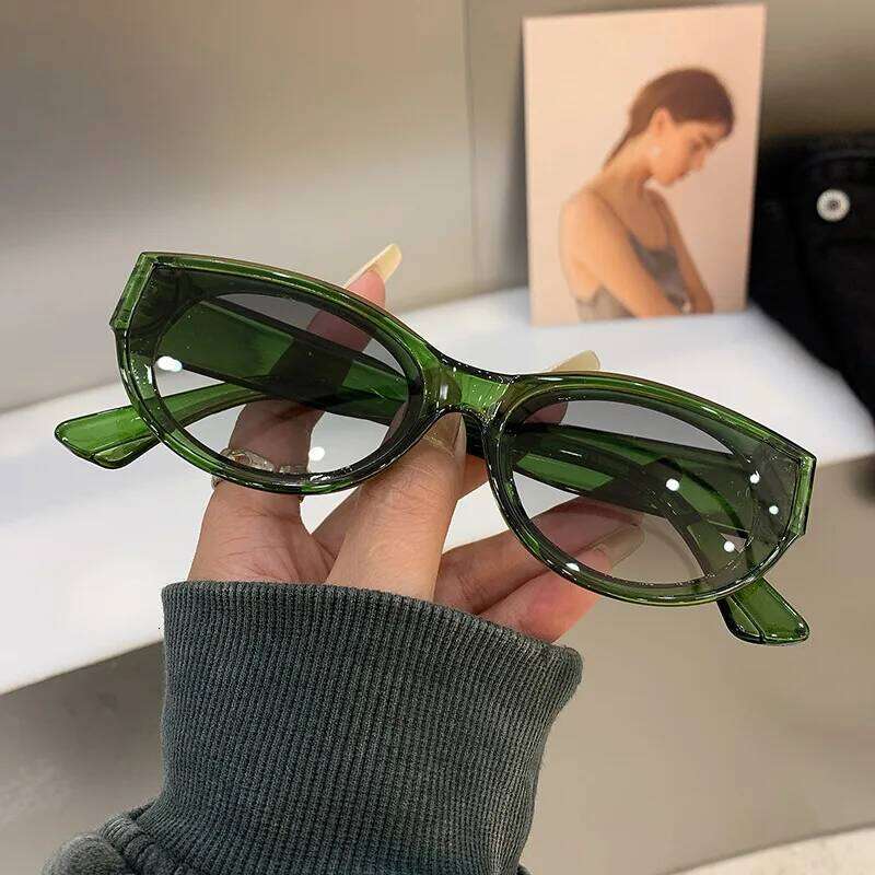 Summer Retro Oval Frame Sunglasses UV400 Shades for Women Fashion Vintage Outdoor Travel Street Style Sun Glasses Y260207